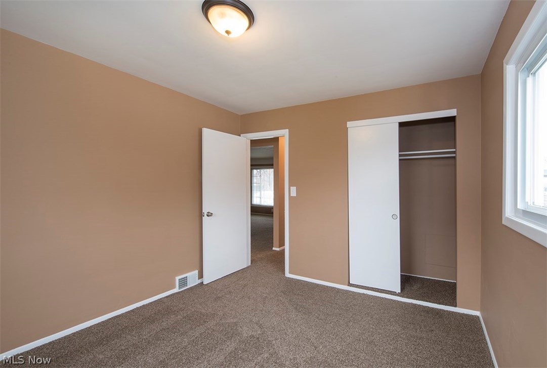 11436 Hempstead Road Garfield Heights, OH 44125 - Photo 13 of 30