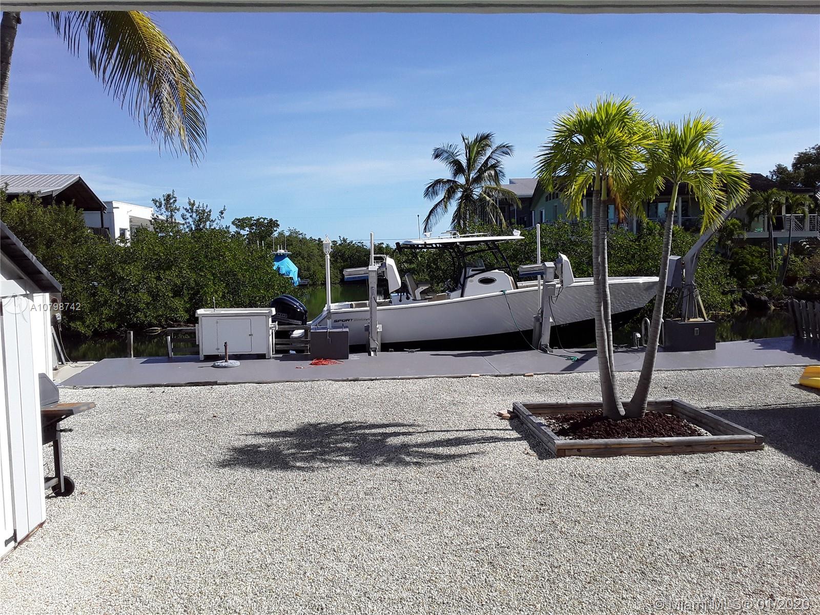 192 La Paloma Road Key Largo, FL 33037 - Photo 6 of 33 Gallery Image 6