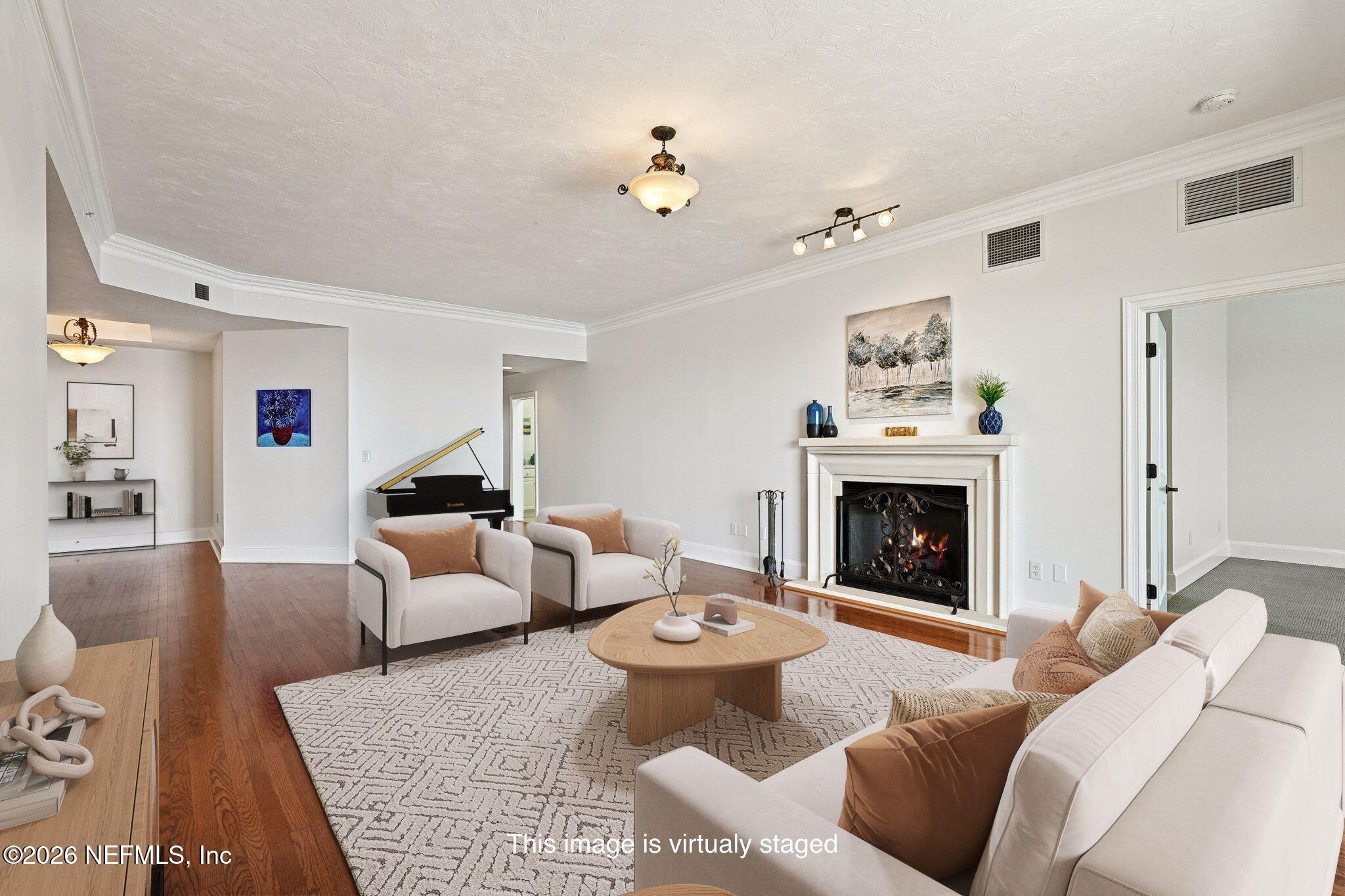 2358 Riverside Avenue, Unit 405 Jacksonville, FL 32204 - Photo 25 of 118 11-web-or-mls-- 2358 Riverside Ave-L1605
