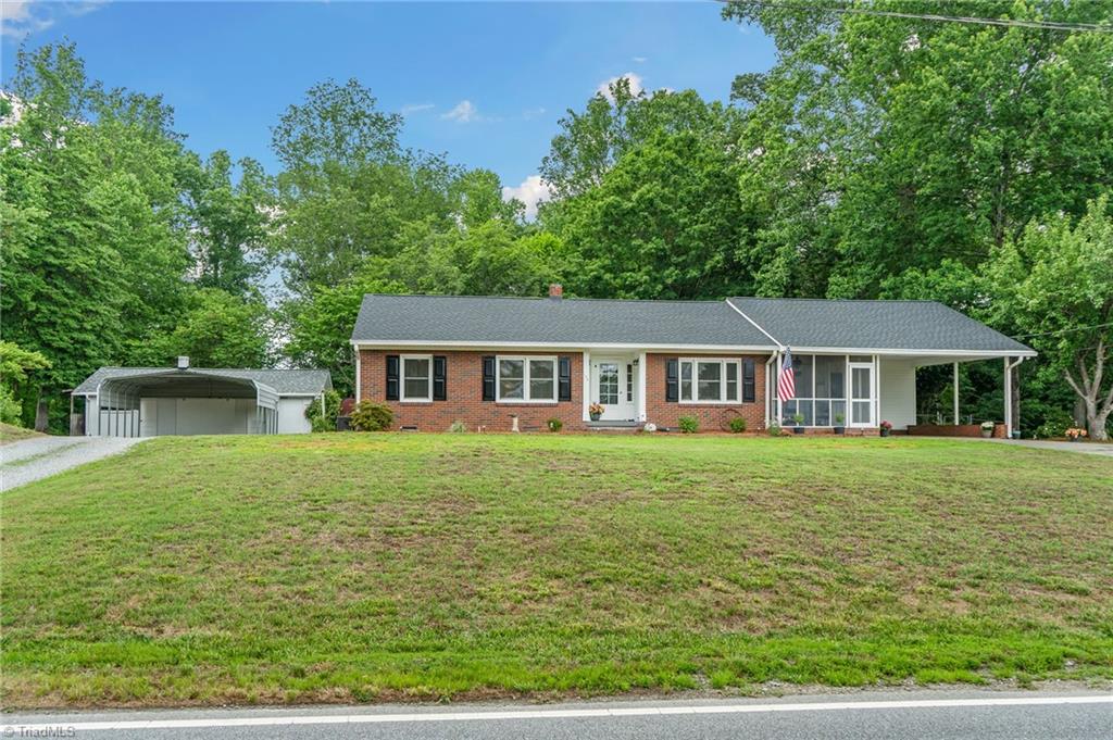 344 Sunset Road Clemmons, NC 27012 - Photo 2 of 34