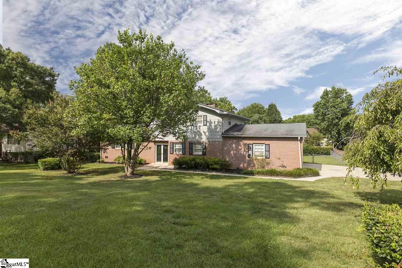 420 Adams Mill Road Mauldin, SC 29662 - Photo 1 of 22