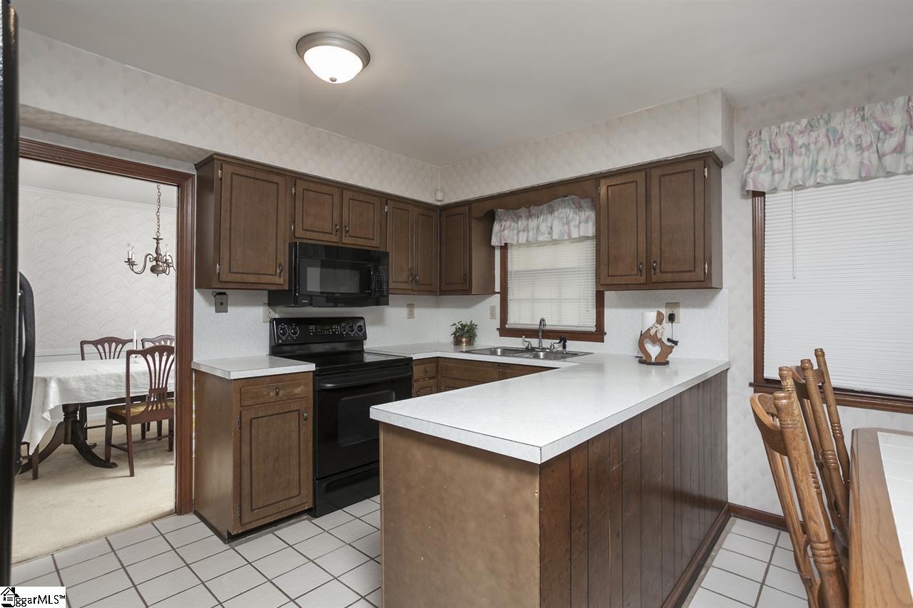 420 Adams Mill Road Mauldin, SC 29662 - Photo 15 of 22
