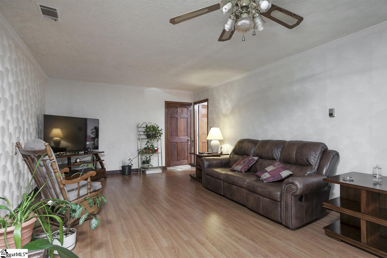 420 Adams Mill Road Mauldin, SC 29662 - Photo 5 of 22