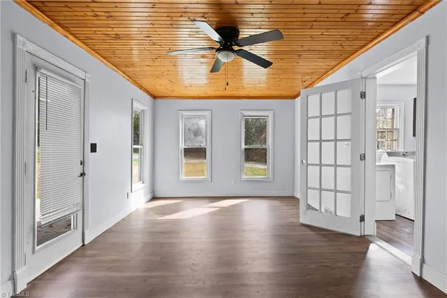 $249,000 | 2226-2234 Highway 268, Pilot Mountain, NC 27041