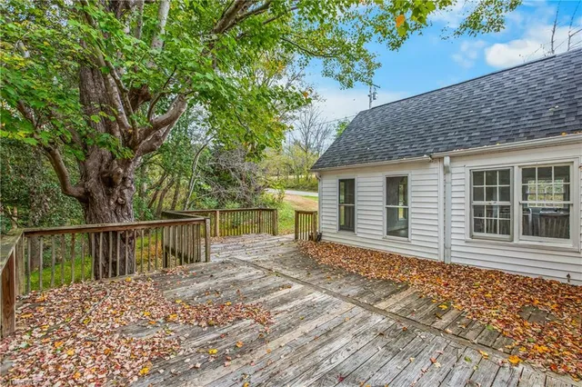 $249,000 | 2226-2234 Highway 268, Pilot Mountain, NC 27041