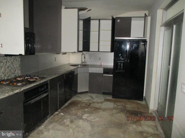 213 Tasker Street Philadelphia, PA 19148 - Photo 3 of 50