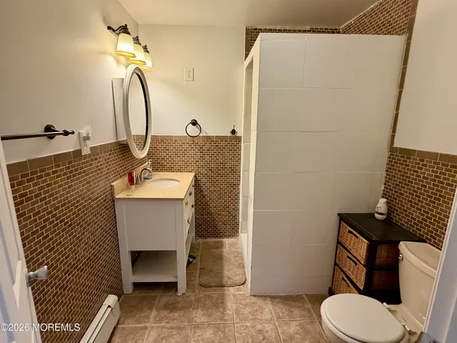 $2,995 | 546 East Bayview Avenue, Ocean Gate, NJ 08740