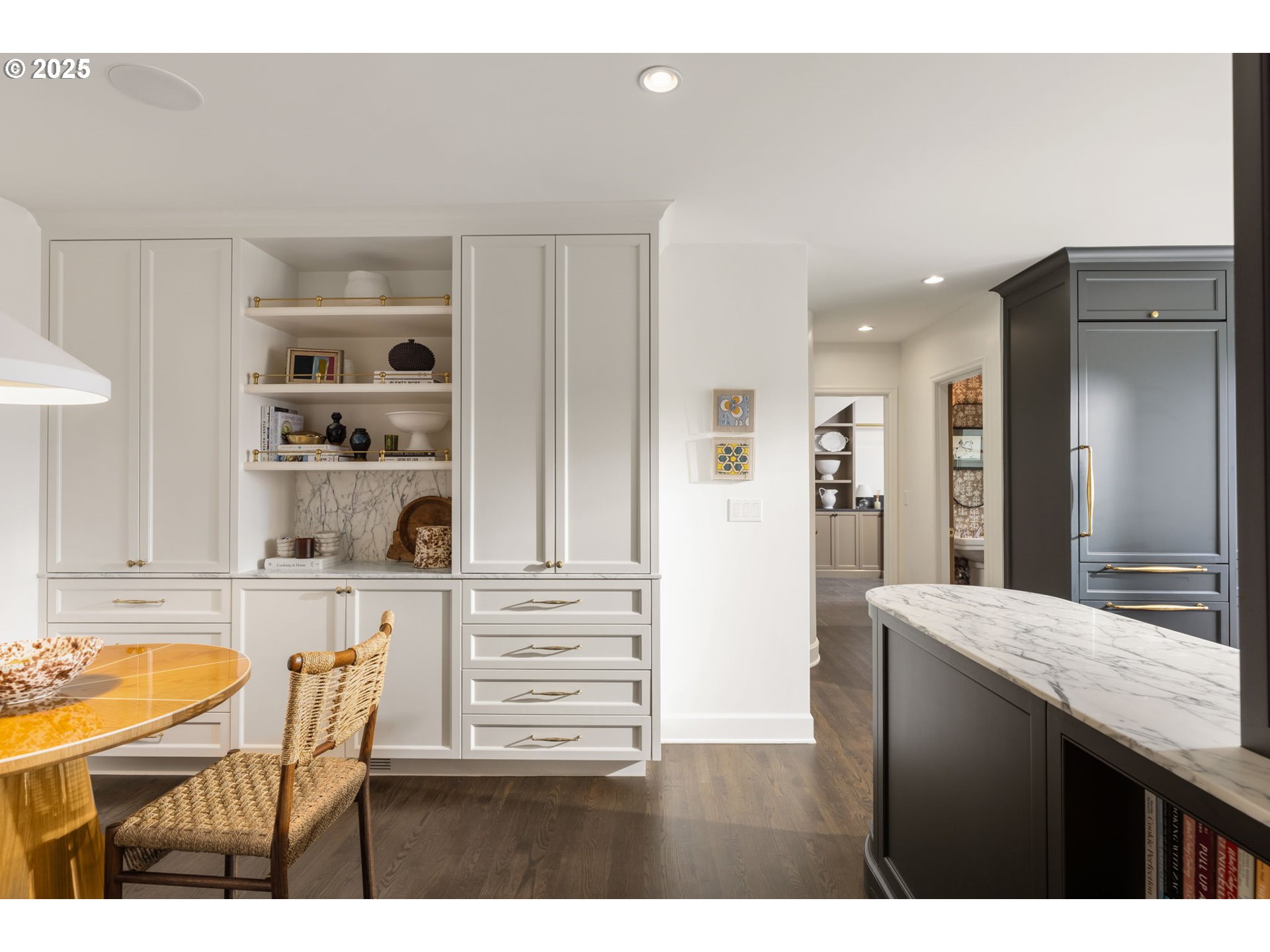 604 Northwest MacLeay Boulevard Portland, OR 97210 - Photo 19 of 46 a kitchen with granite countertop a refrigerator and cabinets