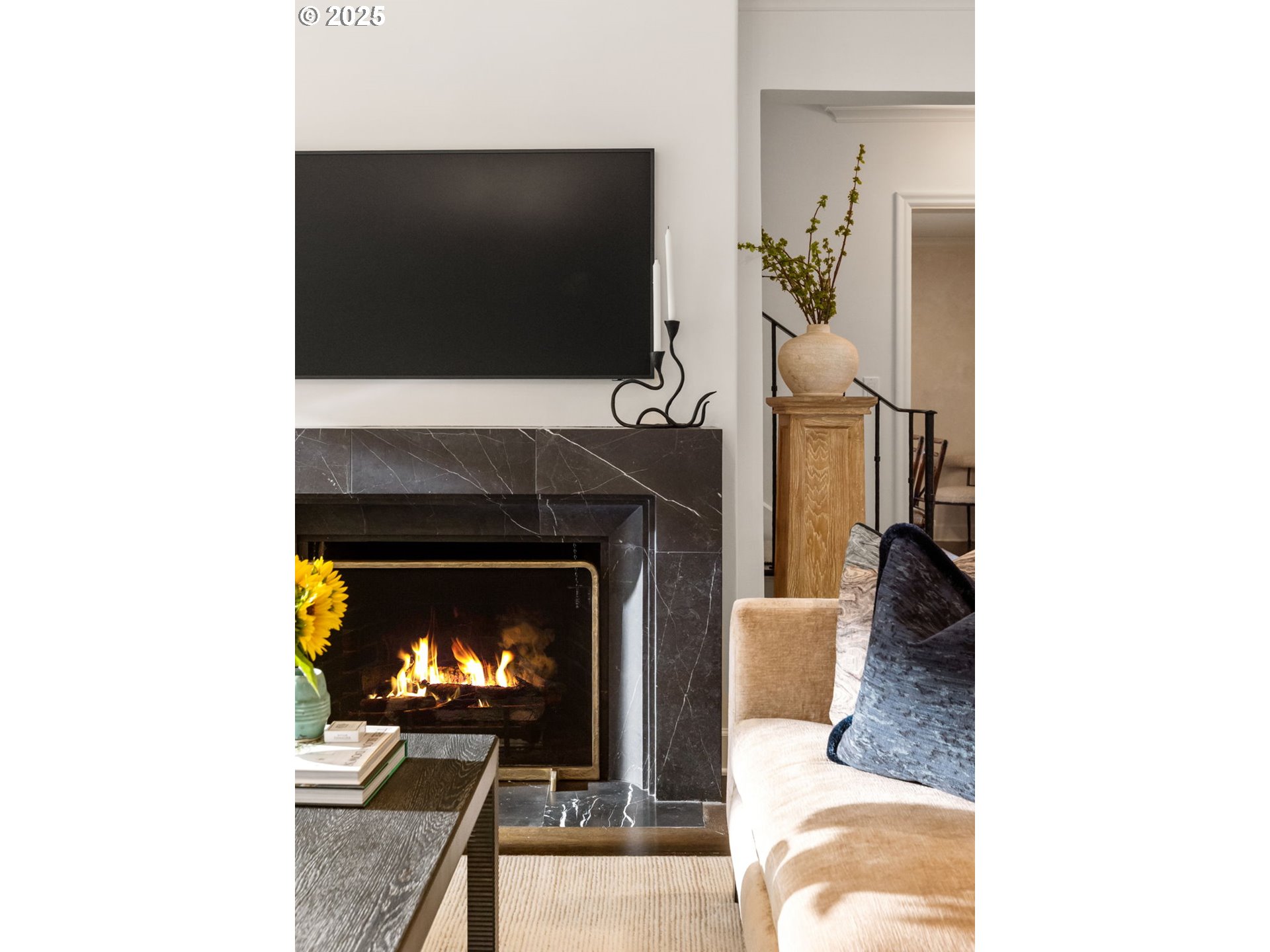 604 Northwest MacLeay Boulevard Portland, OR 97210 - Photo 6 of 46 a living room with furniture and a fireplace