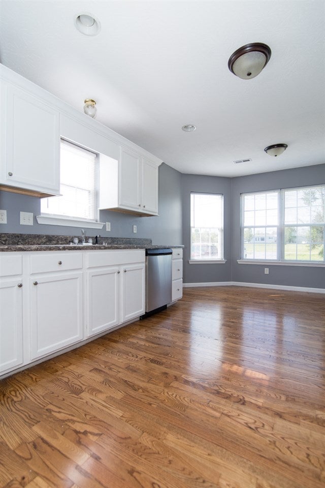1043 Dimple Road Morgantown, KY 42261 - Photo 4 of 31 Gallery Image 4