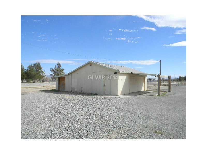 2570 West Simkins Road Pahrump, NV 89060 - Photo 6 of 20 Parking Lot. 2 car detached garage