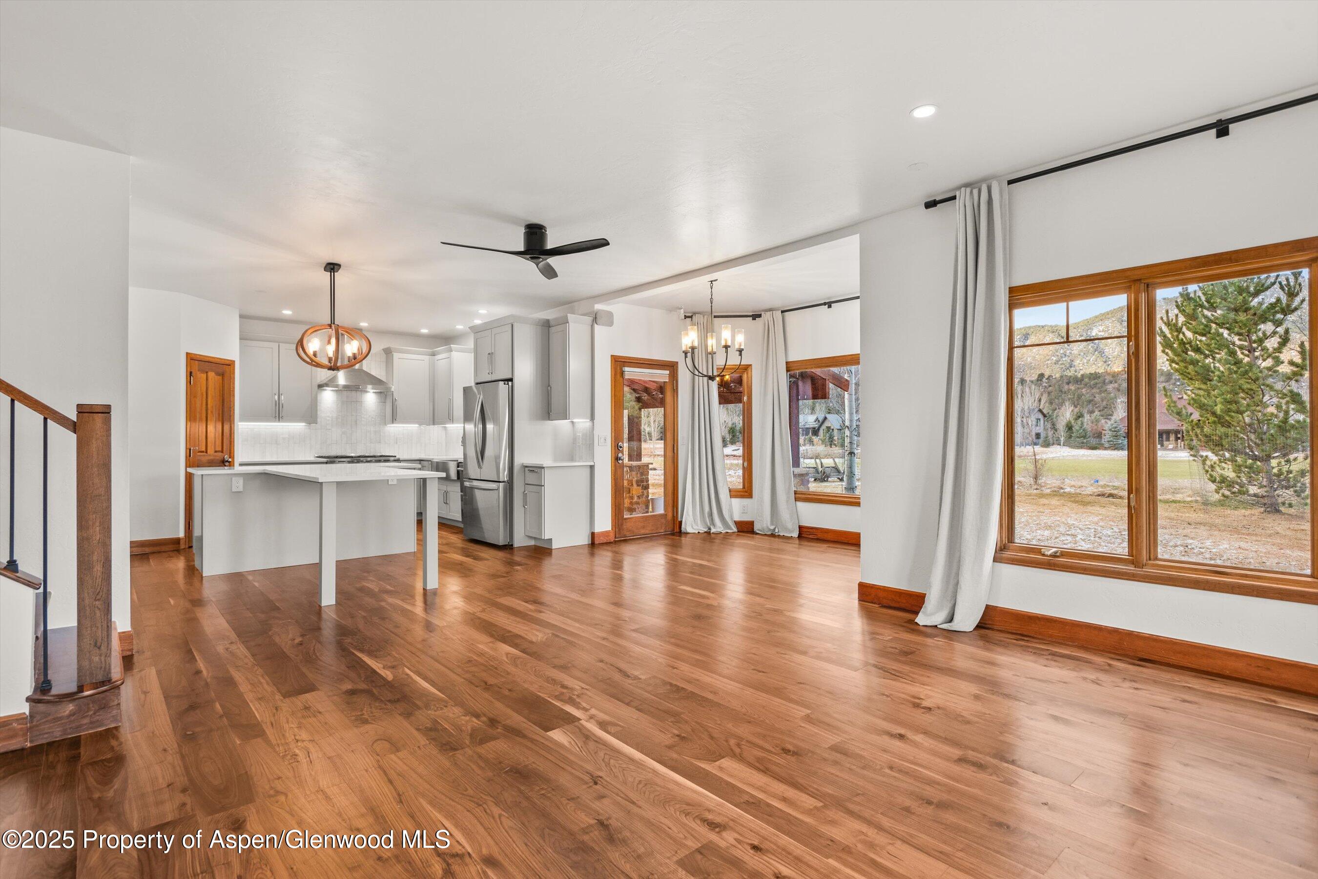 75 Buffalo Lane Carbondale, CO 81623 - Photo 10 of 49 a view of a living room