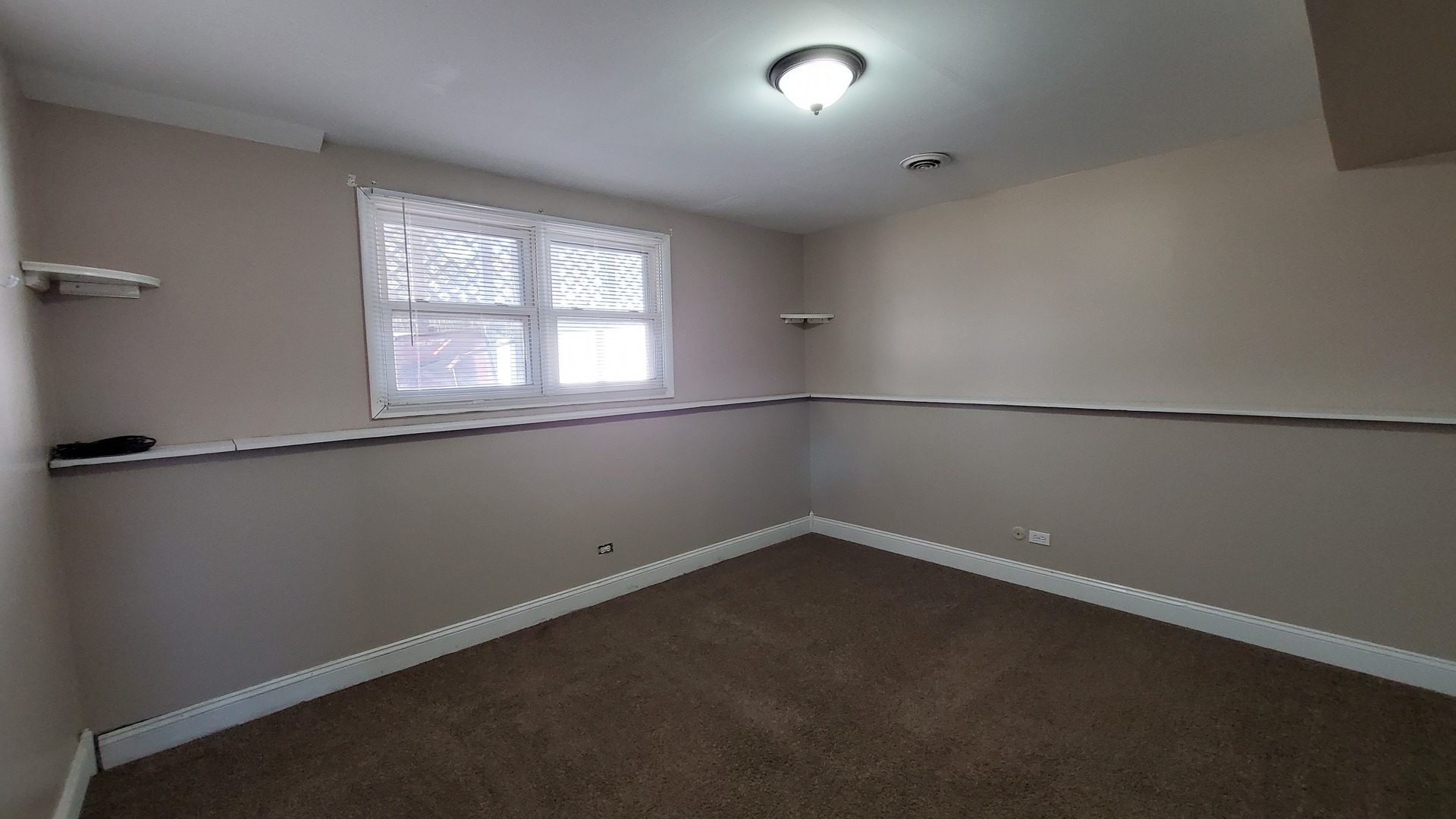 925 Lake Road New Lenox, IL 60451 - Photo 13 of 17