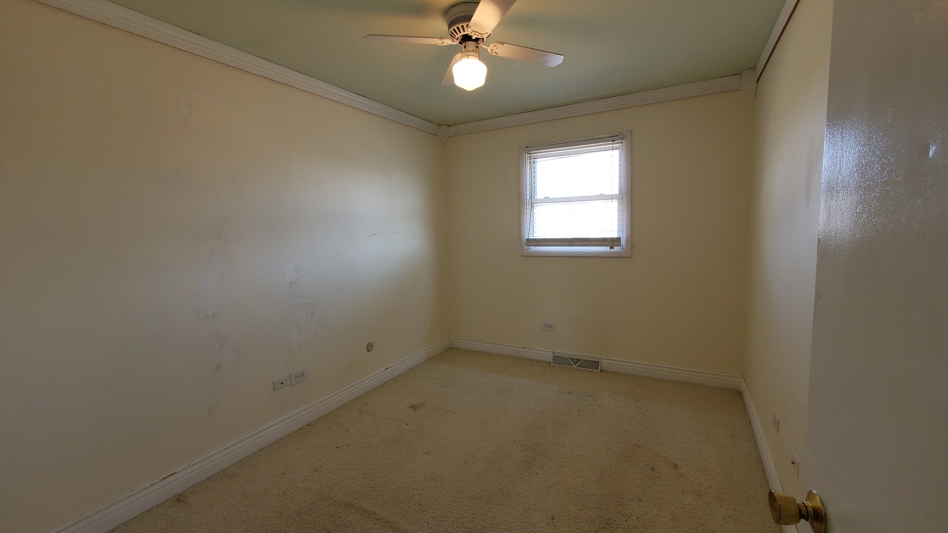 925 Lake Road New Lenox, IL 60451 - Photo 10 of 17