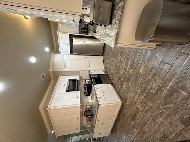 604 Clay Street Bryan, TX 77801 - Photo 10 of 16