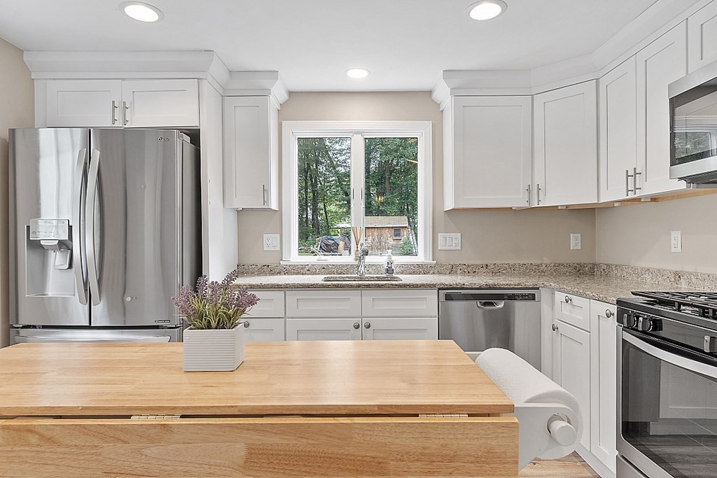 51 Gumpus Road Lowell, MA 01854 - Photo 16 of 37 Gallery Image 16
