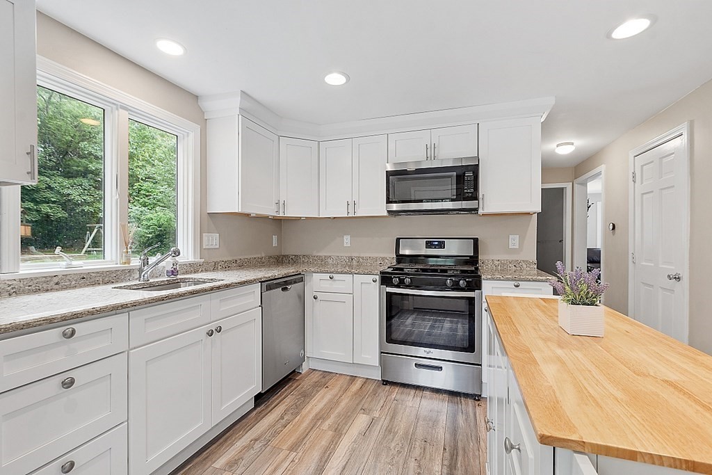 51 Gumpus Road Lowell, MA 01854 - Photo 5 of 37 Gallery Image 5