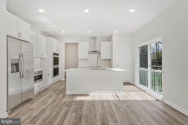 $749,900 | 6440 Briarwood Drive, Huntingtown, MD 20639