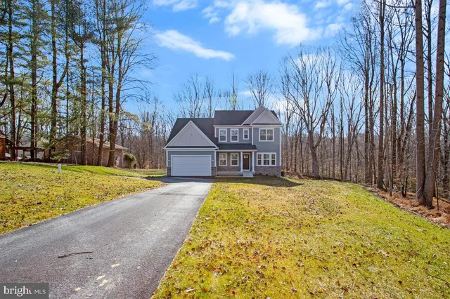 $749,900 | 6440 Briarwood Drive, Huntingtown, MD 20639