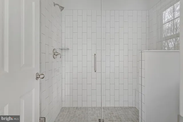 $749,900 | 6440 Briarwood Drive, Huntingtown, MD 20639