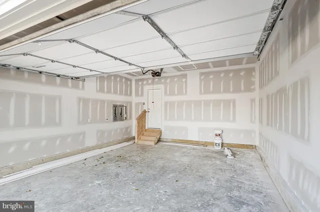 $749,900 | 6440 Briarwood Drive, Huntingtown, MD 20639