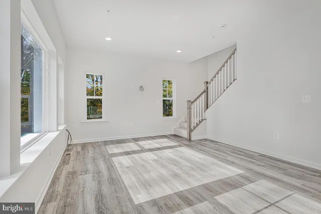 $749,900 | 6440 Briarwood Drive, Huntingtown, MD 20639