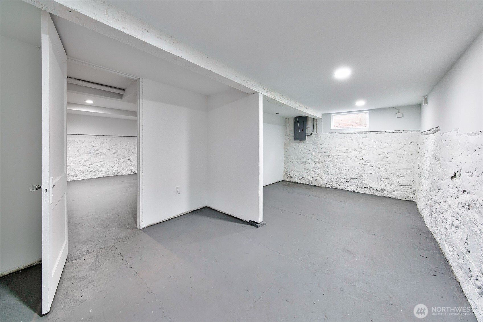 6018 41st Avenue Southwest Seattle, WA 98136 - Photo 14 of 17