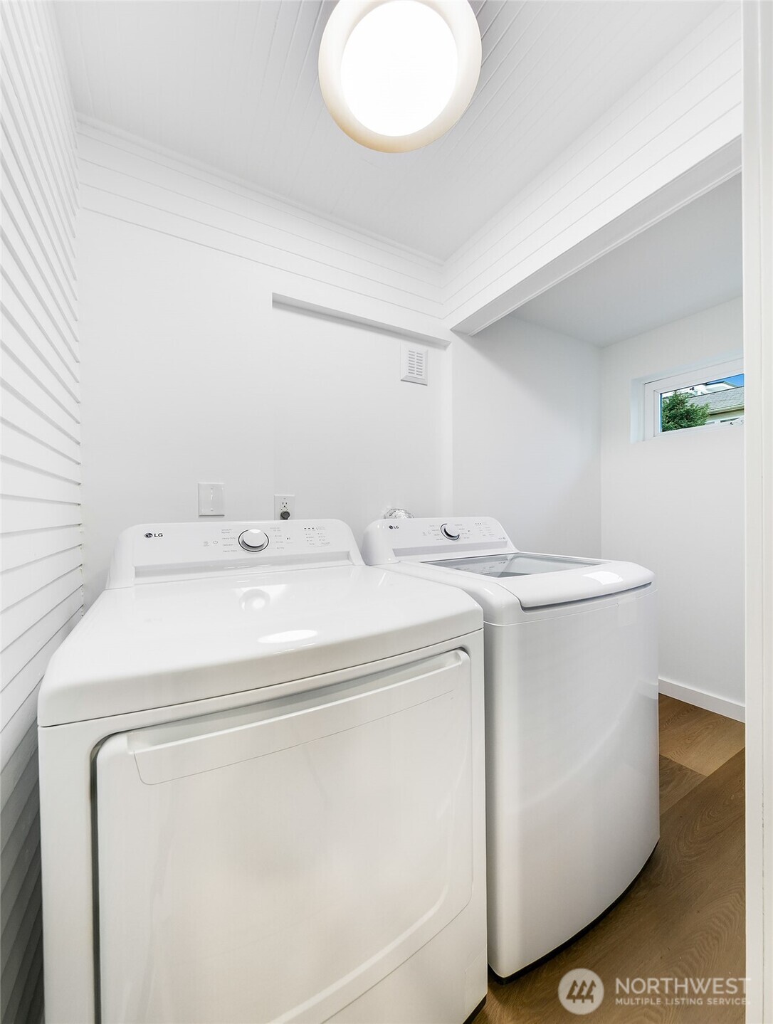 6018 41st Avenue Southwest Seattle, WA 98136 - Photo 9 of 17