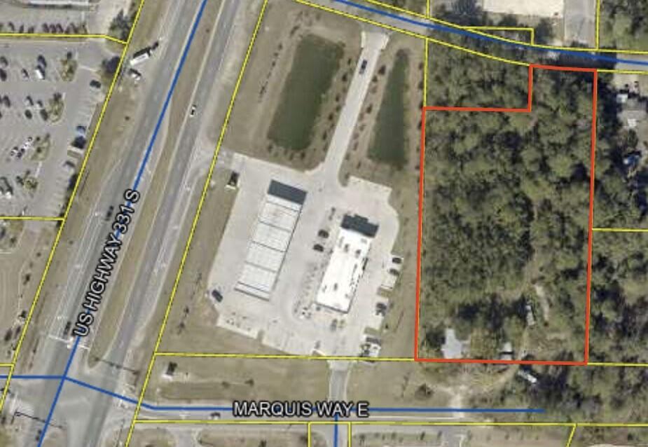 16463 Highway 331 Freeport, FL 32439 - Photo 2 of 2 Image 1-29-25 at 1.36 PM