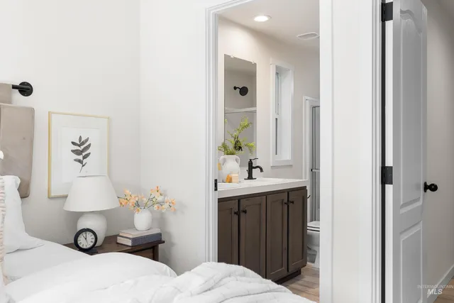 $179,500 | 208 East 44th Street, Unit 9, Garden City, ID 83714