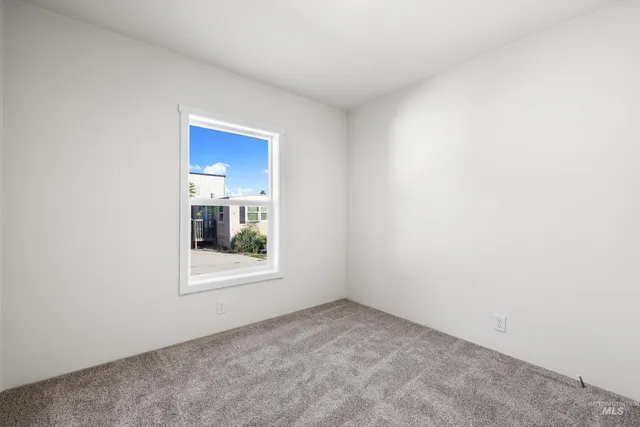 $179,500 | 208 East 44th Street, Unit 9, Garden City, ID 83714