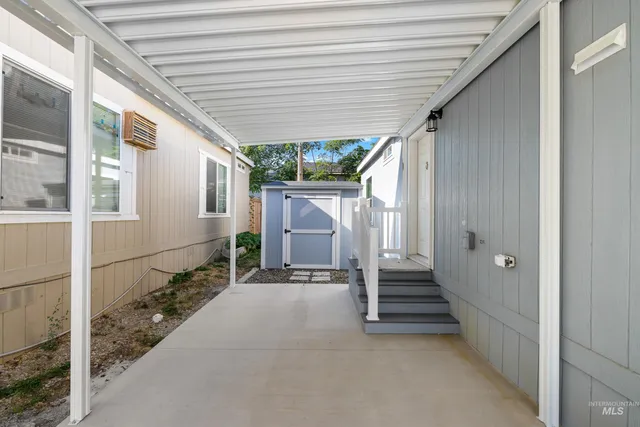 $179,500 | 208 East 44th Street, Unit 9, Garden City, ID 83714