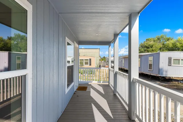 $179,500 | 208 East 44th Street, Unit 9, Garden City, ID 83714