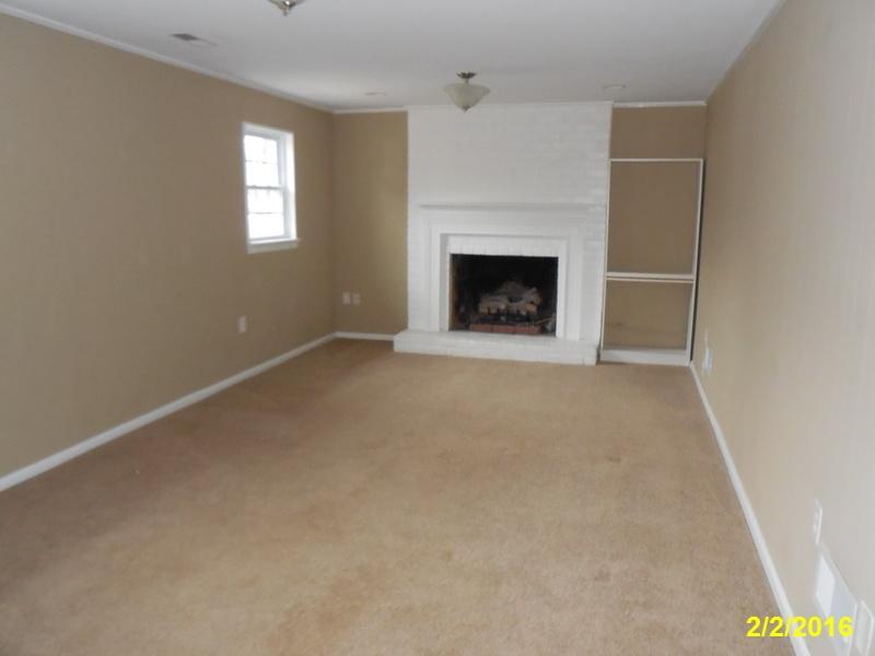 3565 Meadowlark Road Roanoke, VA 24018 - Photo 9 of 14 DSCN1717_resize