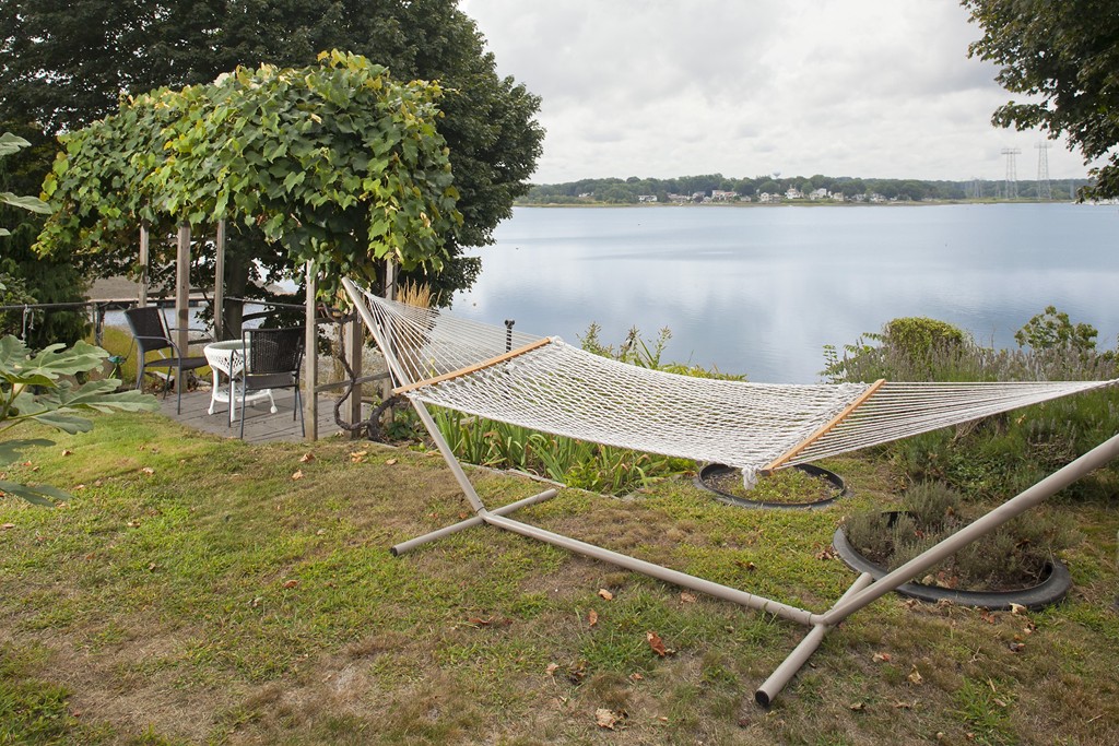64 Bluff Road Weymouth, MA 02191 - Photo 3 of 9