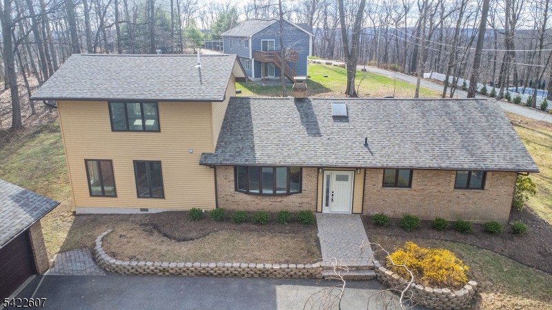 3 Maple Path Mount Arlington, NJ 07856 - Photo 1 of 32