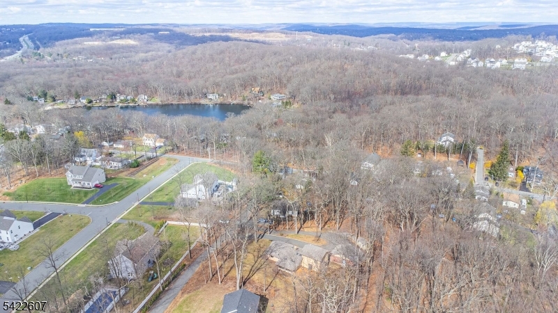 3 Maple Path Mount Arlington, NJ 07856 - Photo 27 of 32