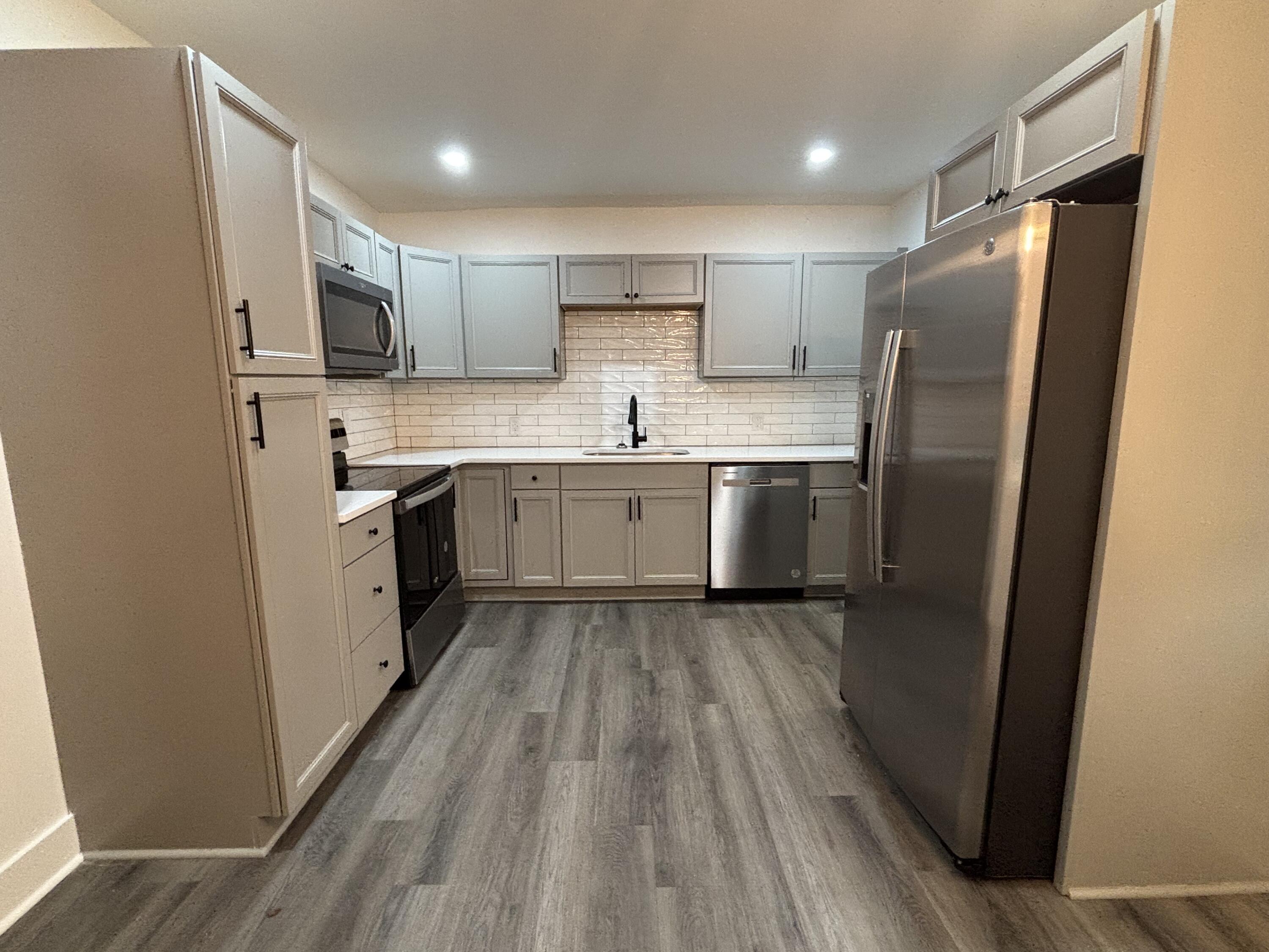 1210 Pepper Street Hanahan, SC 29410 - Photo 12 of 25 1210 Pepper Kitchen