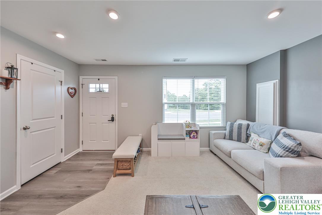 543 Delta Road Northampton, PA 18067 - Photo 5 of 30 Gallery Image 5