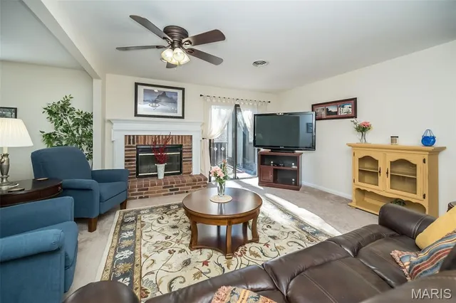 $249,900 | 1611 Walpole Drive, Unit C, Chesterfield, MO 63017