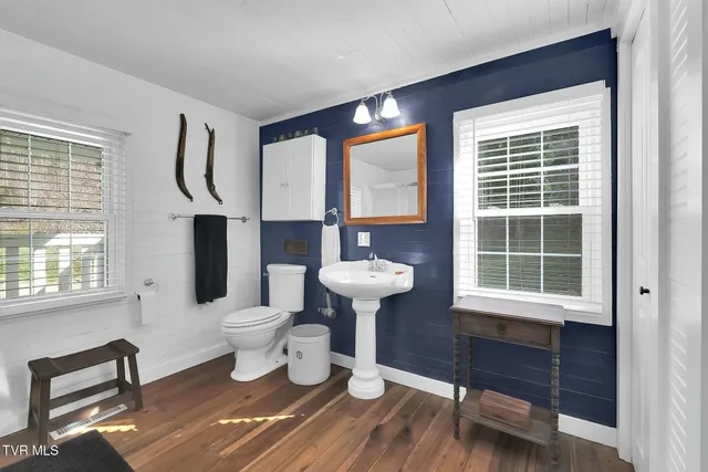 $1,599,900 | 736 Shelleys Road, Bristol, VA 24202