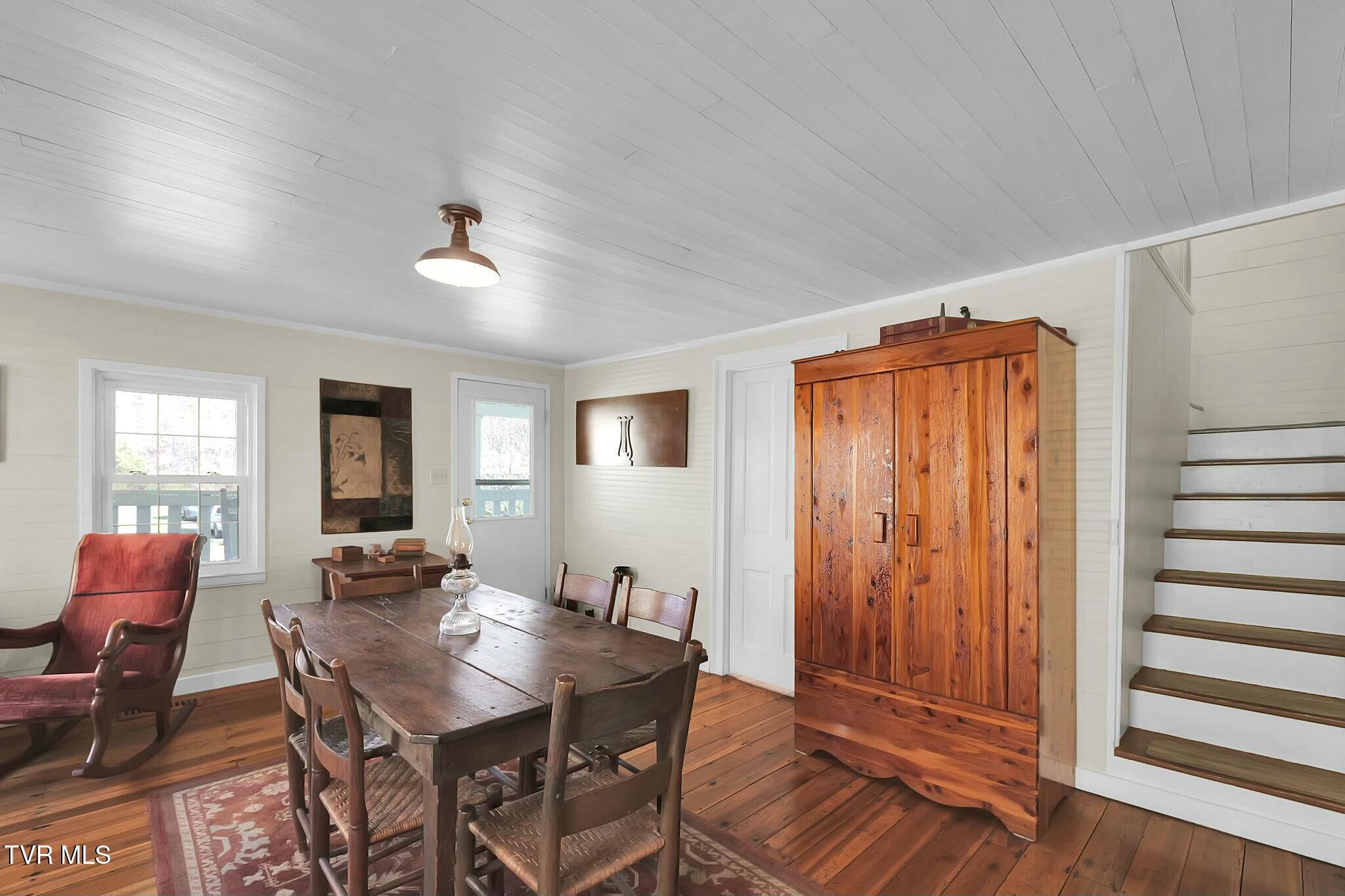 736 Shelleys Road Bristol, VA 24202 - Photo 40 of 82 tempImageAjIiUI