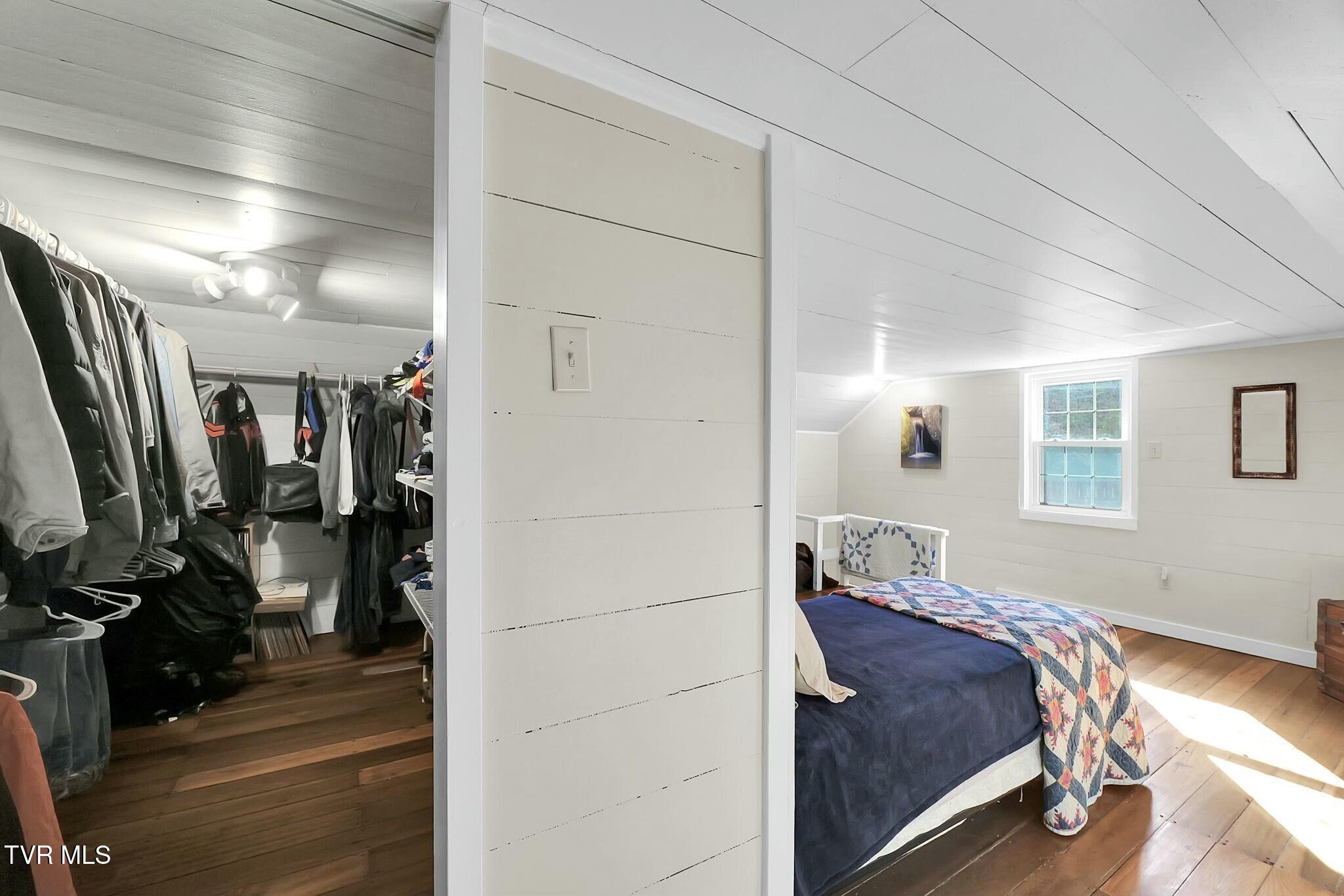 736 Shelleys Road Bristol, VA 24202 - Photo 47 of 82 tempImage8mkeK2