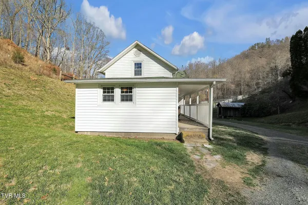 $1,499,900 | 736 Shelleys Road, Bristol, VA 24202