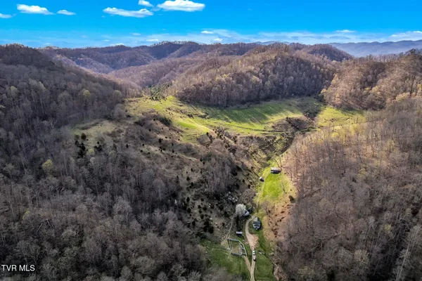 $1,499,900 | 736 Shelleys Road, Bristol, VA 24202