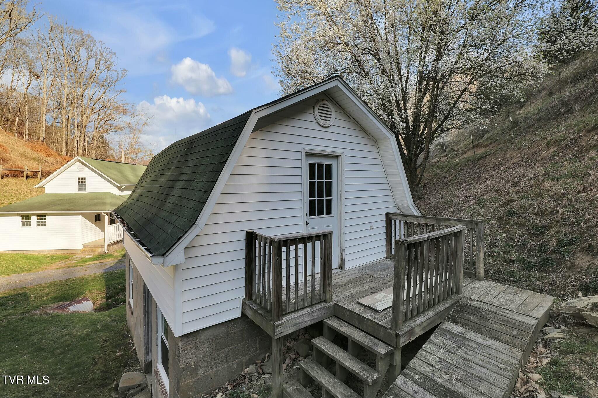 736 Shelleys Road Bristol, VA 24202 - Photo 66 of 82 tempImageav2ZlW