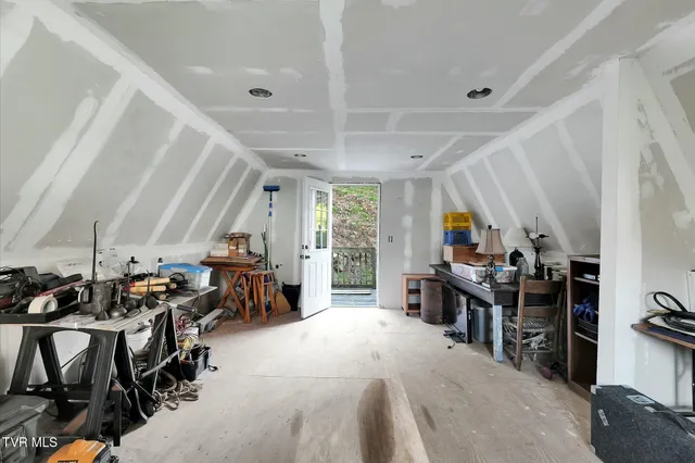 $1,599,900 | 736 Shelleys Road, Bristol, VA 24202