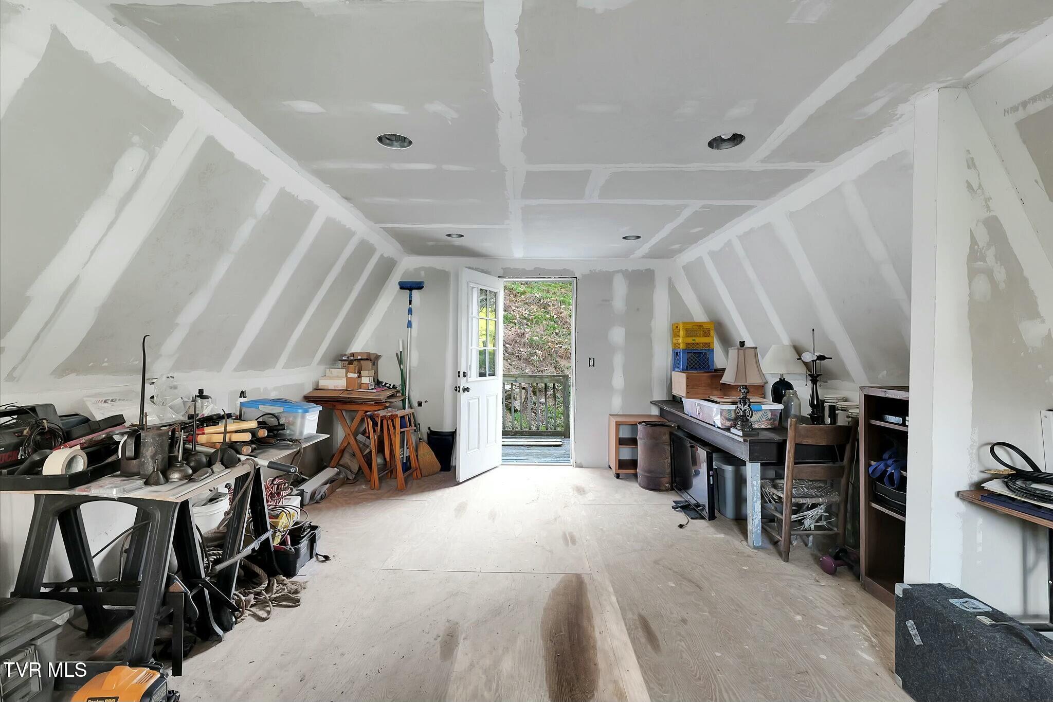 736 Shelleys Road Bristol, VA 24202 - Photo 68 of 82 tempImagerhIy36