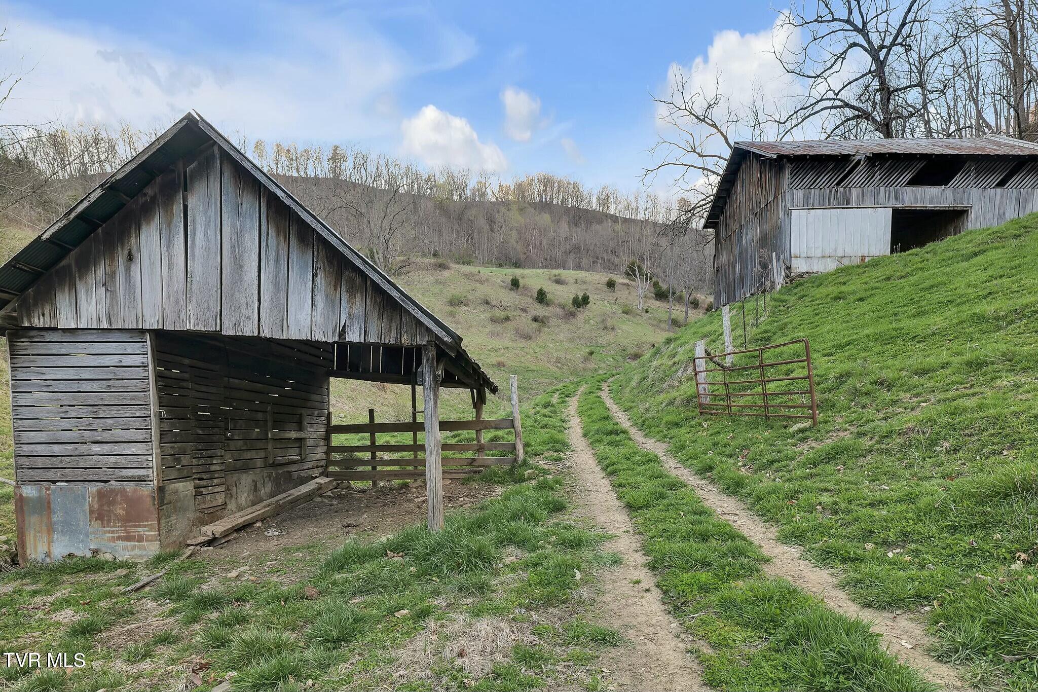 736 Shelleys Road Bristol, VA 24202 - Photo 72 of 82 tempImagetJSNJa