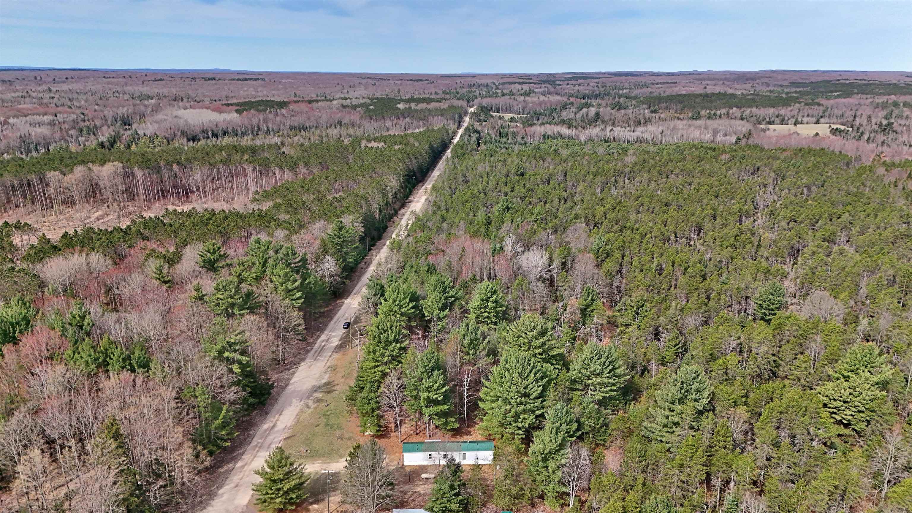 785 East 46 Road Cadillac, MI 49601 - Photo 21 of 35 Gallery Image 21